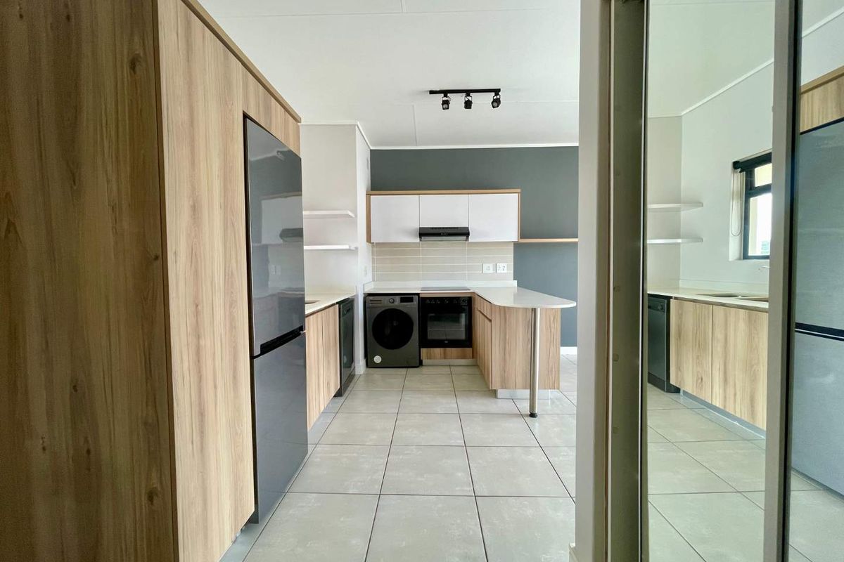 Top floor 1 Bedroom Apartment in Ballito - Photo 2