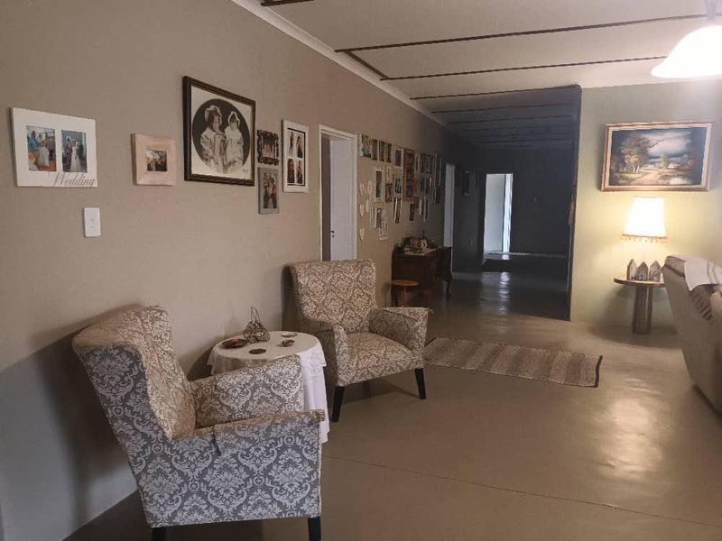 Buy a 5 hactres plot in Brakwater Offering a Spacious Family Estate with Two Additional Houses – that are well kept for N$ 5.5 million cost excluded - Photo 8