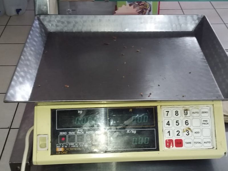 FULLY EQUIPT BUTCHERY . VERY WELL ESTABLISHED.  31 YEARS UP AND RUNNING.  LOJAL CLIENT BASE. - Photo 9