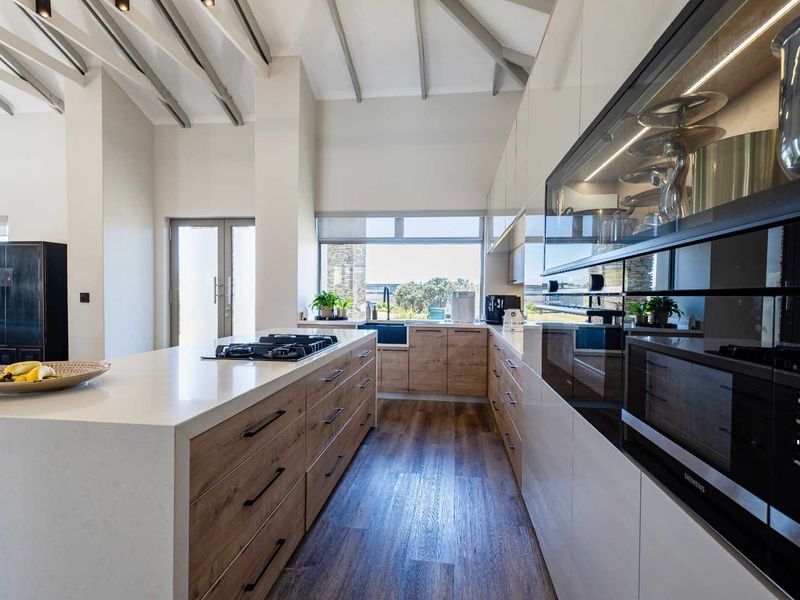 Oubaai Golf Estate 4 Bedroom House For Sale - Photo 2