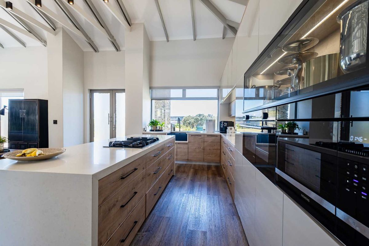 Oubaai Golf Estate 4 Bedroom House For Sale - Photo 2