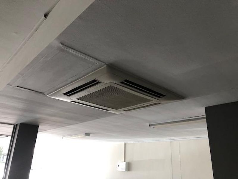 Commercial Unit in Southern Industrial for Sale - Photo 5