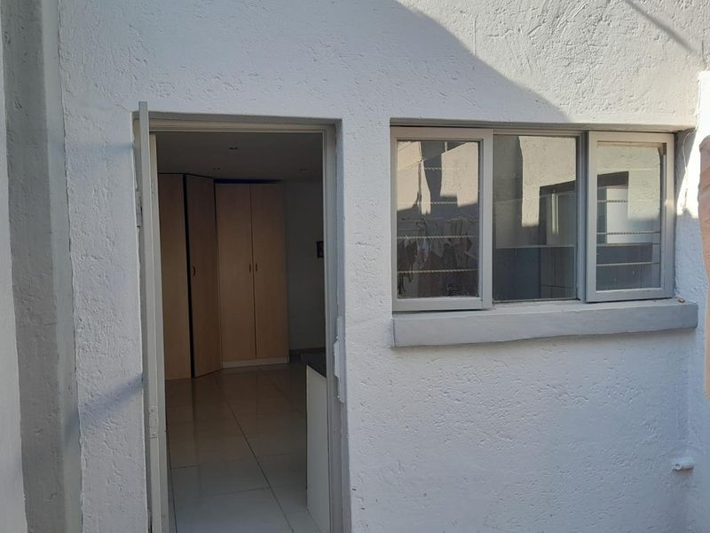 Perfect for Vegetarians: Cozy Cottage Rental! - Photo 4