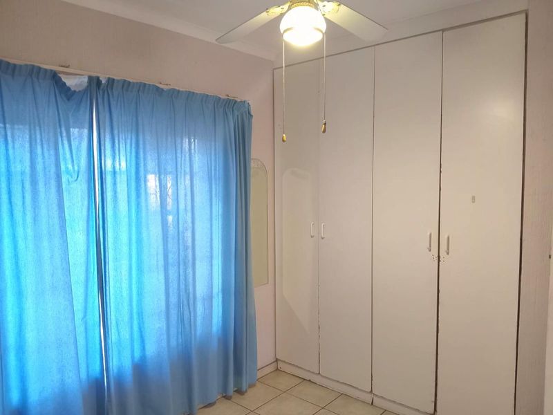 Spacious 3-Bedroom Apartment in Secure Complex (SOLE MANDATE) - Photo 8