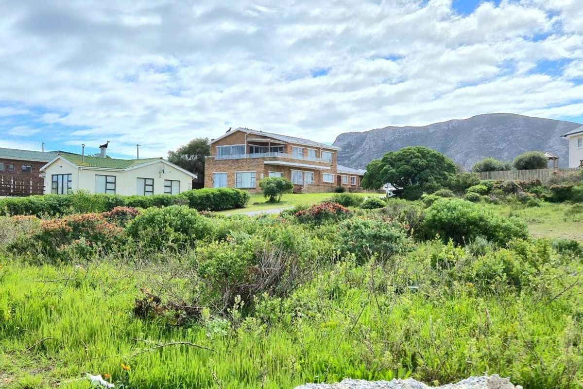 Coastal Gem with Sea &amp; Mountain Views: Your Franskraal Building Opportunity - Photo 2