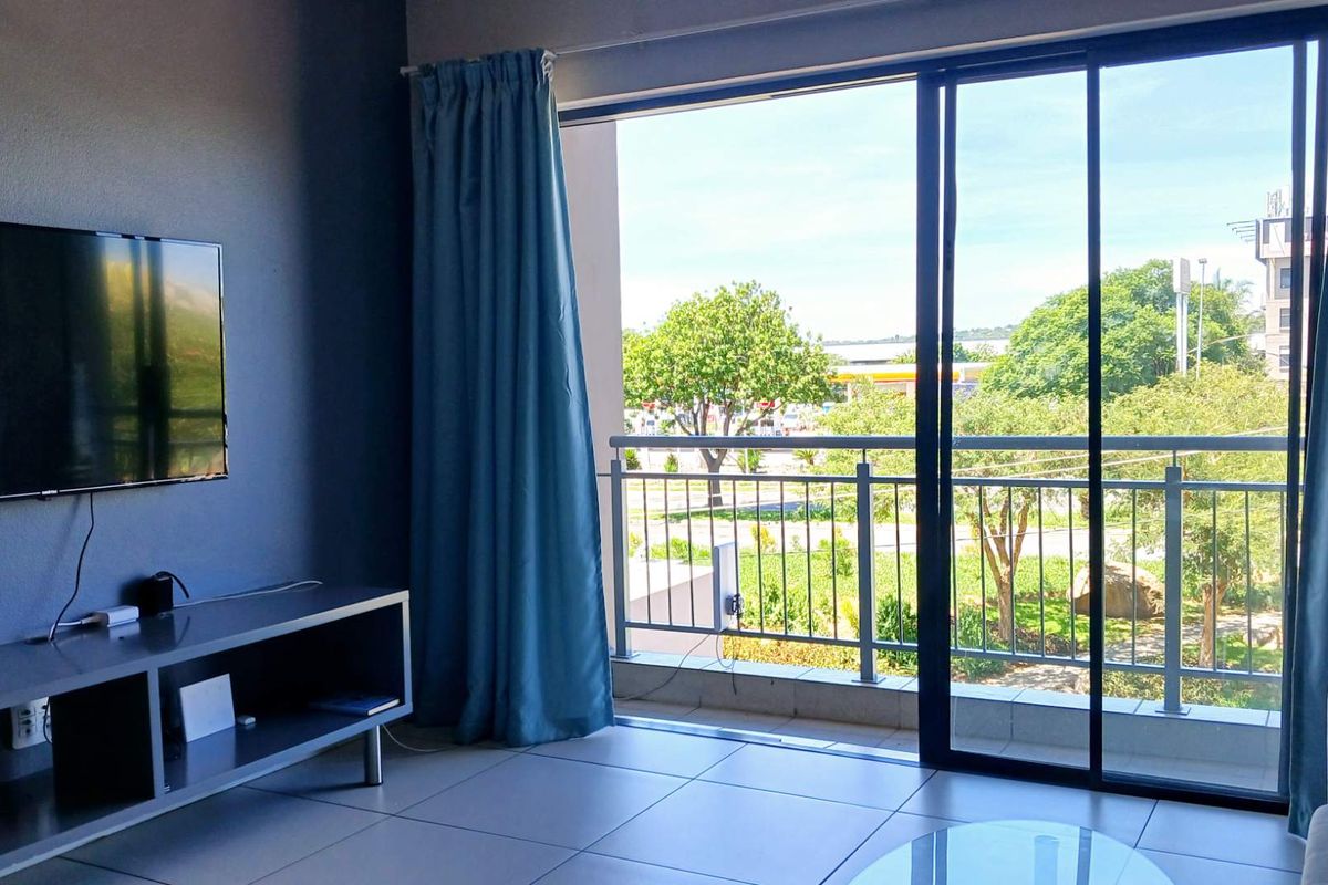 Modern and Stylish Apartment in Prime Location - Photo 4