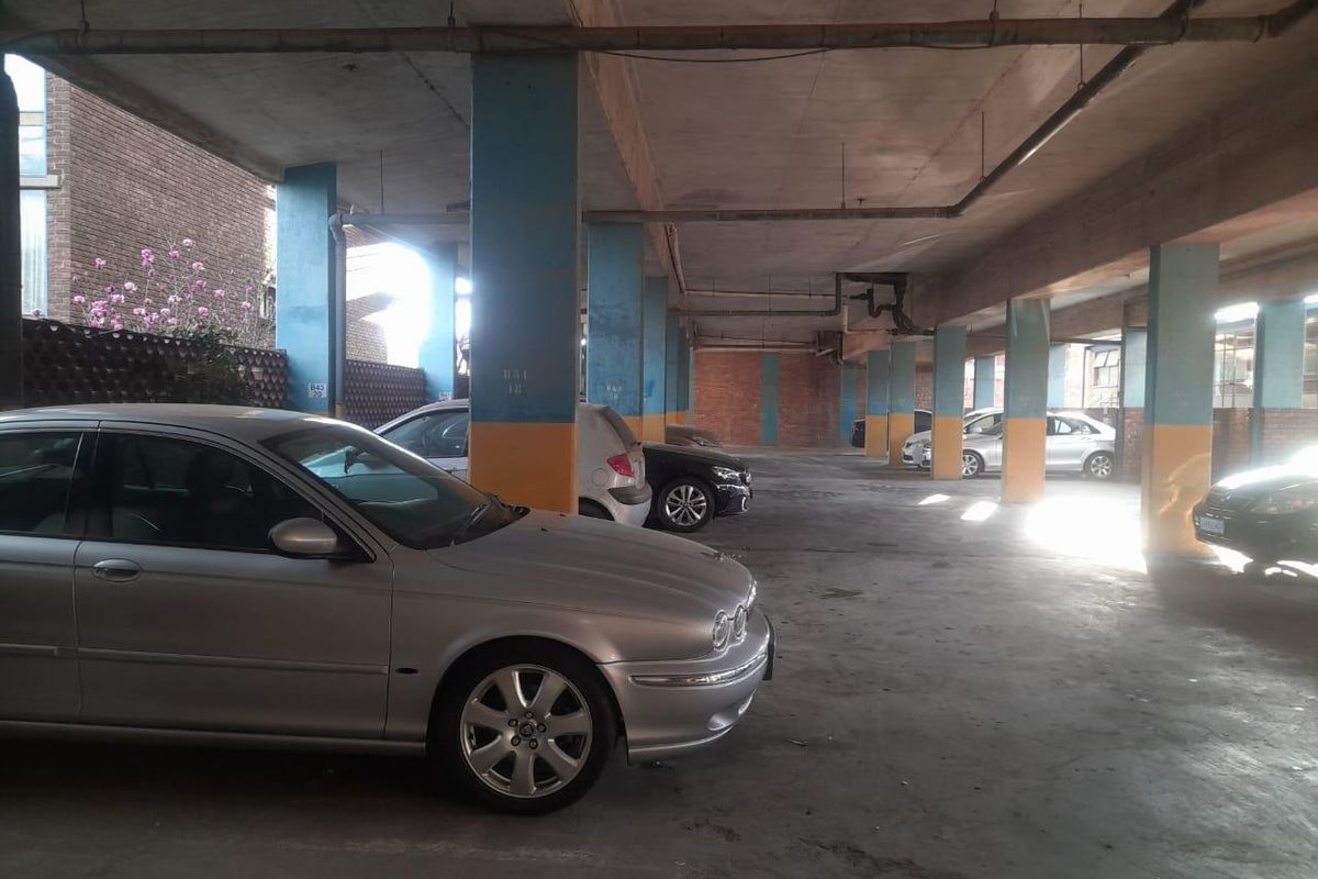 2  Bedroom Apartment for sale in Xanadu - Photo 2