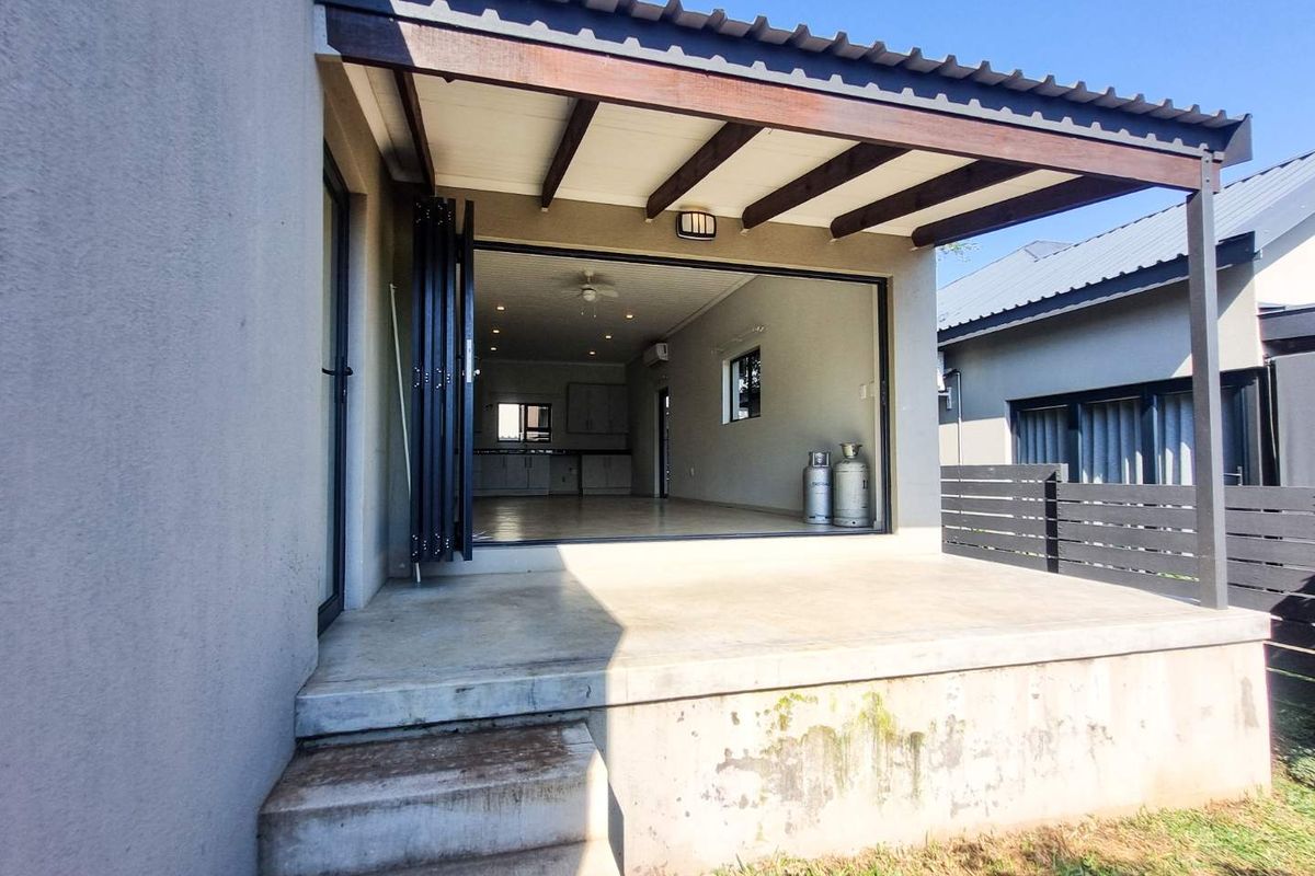 2 Bedroom Townhouse to Rent – Zandspruit Valley - Photo 3