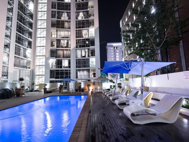 Unfurnished 1 bedroom Apartment in Sandton CBD - Photo 1