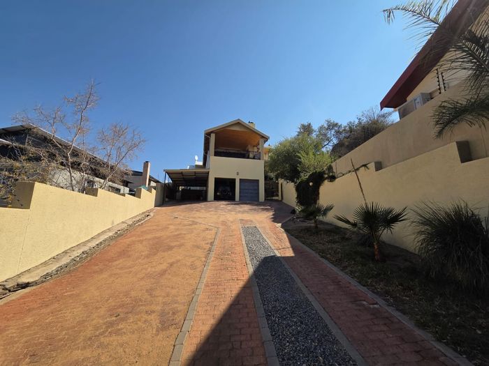 Property #2551149, House Rental Monthly in Eros