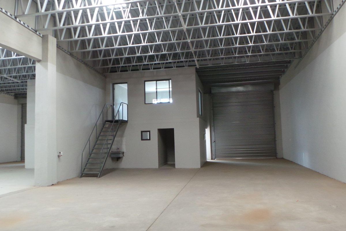Industrial Warehouse Unit close to Weighbridge - Photo 4