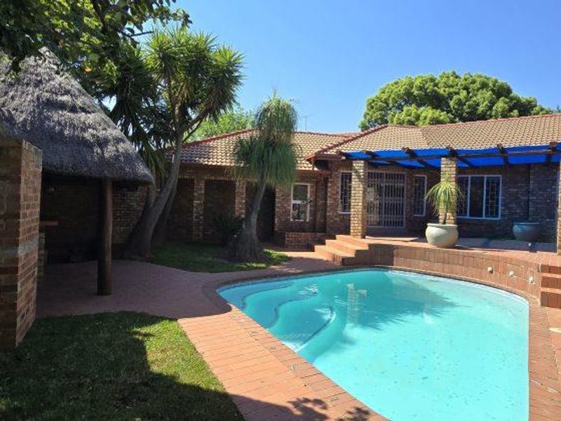 Home Sweet Home !! - Photo 2