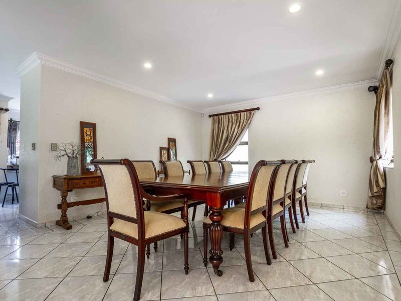 FULLY FURNISHED HOME IN DAINFERN - Photo 4