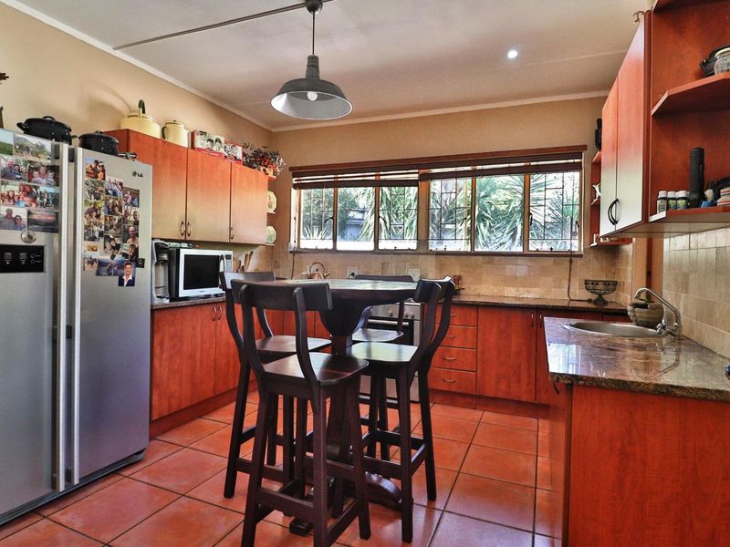 A HOME THAT EXCEEDS EXPECTATIONS... WAIT UNTIL YOU SEE IT! - Photo 5