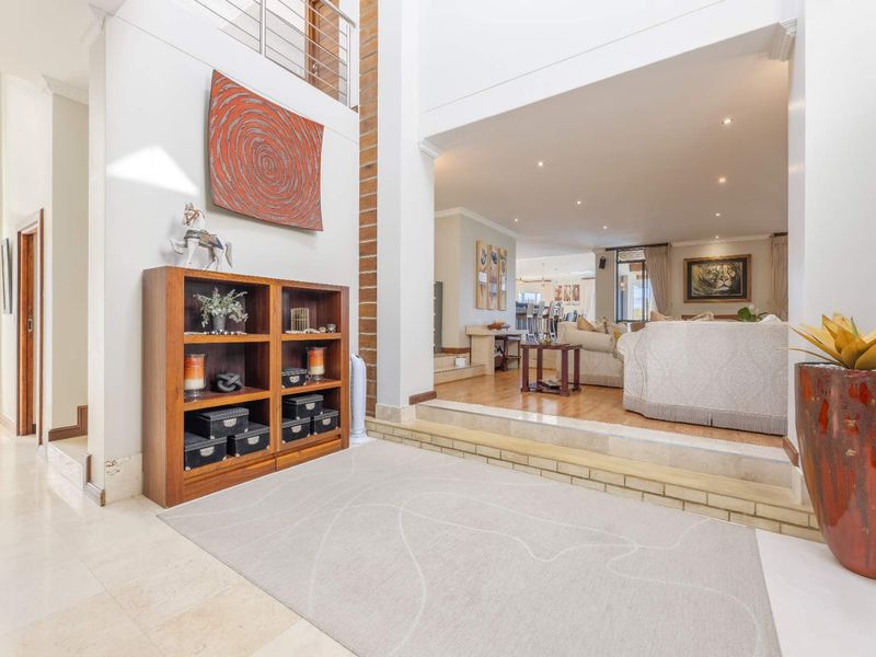 VERSATILE PROPERTY SET IN OCEAN VISTA OF OUBAAI GOLF ESTATE - Photo 7