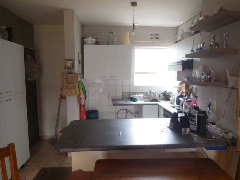 2 Bedroom Apartment in La-Montagne - Photo 5