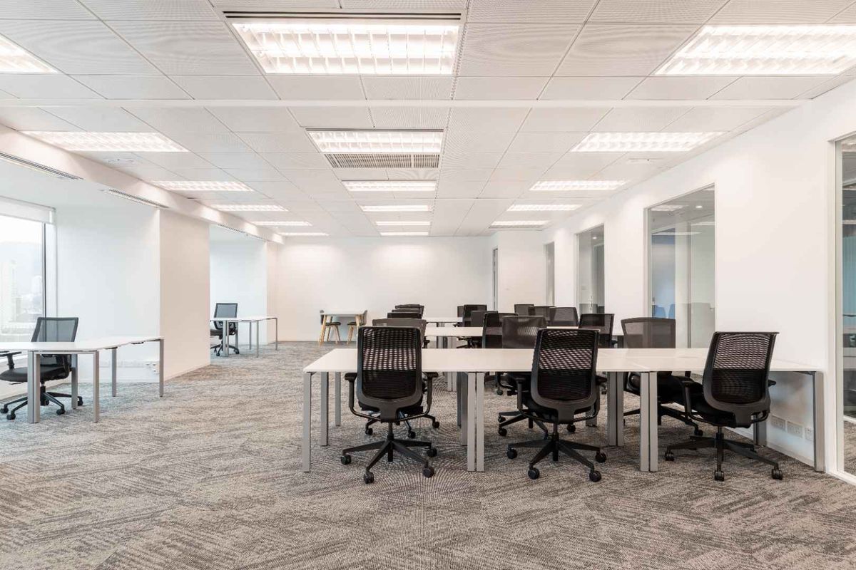 Flexible workspace in Regus Eastlands Office Park - Photo 4