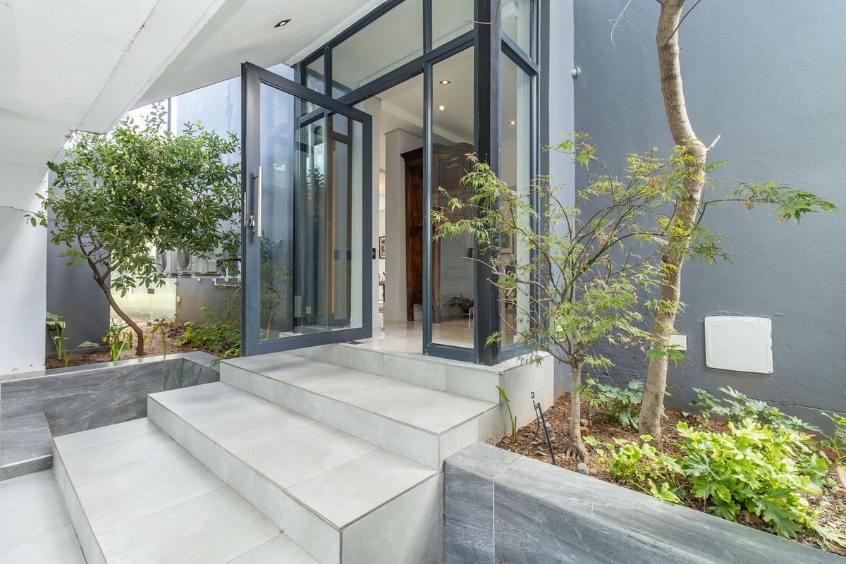 Sophisticated and elegant in the heart of Waterfall Country Estate - Photo 3