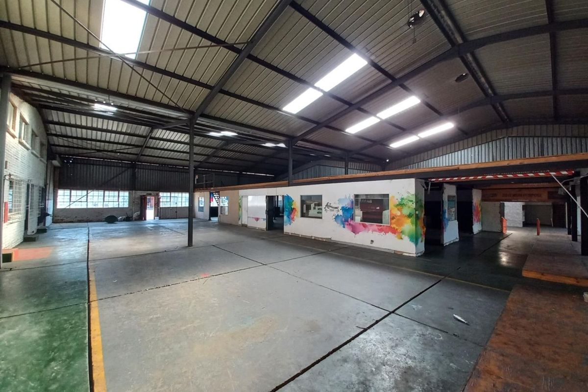 3 018m2 Warehouse To Let in Wadeville - Photo 5