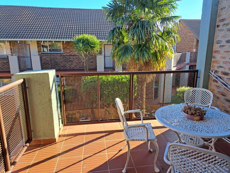 2 Bedroom Apartment for Sale in Ravenswood - Photo 8