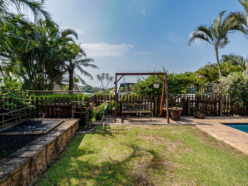 Level land and pet friendly in secure complex - Photo 2