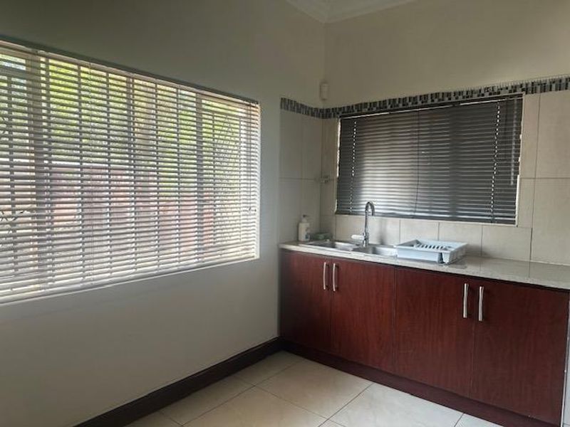 Income Generator in the Heart of Education Hub – Steps from Grey & Eunice! - Photo 3