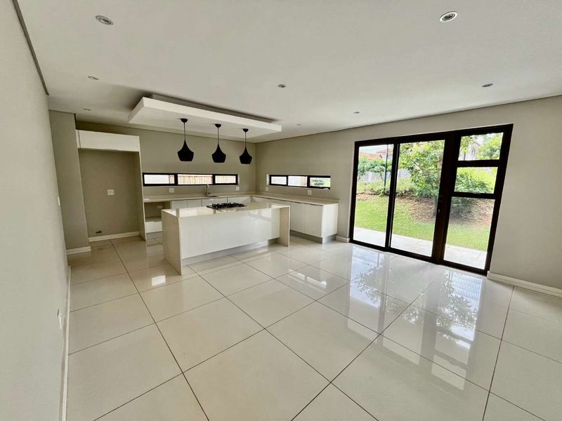 Hendra Estates - Brand New Villa in Izinga Estate, Umhlanga - Photo 3