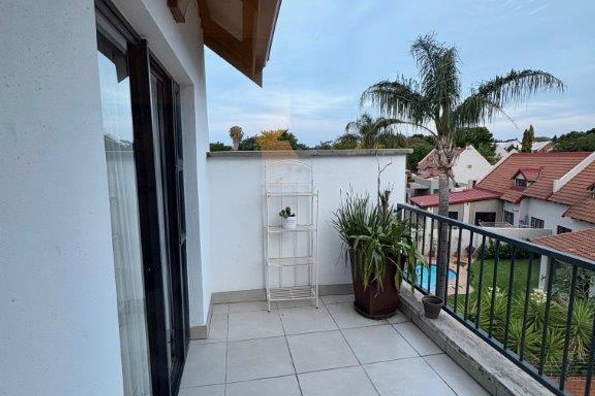 Outstanding Price! Prime Location! - Photo 4