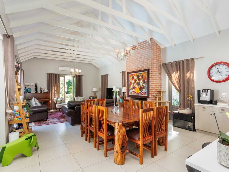 Stylish Single-Level Living on a Spacious Corner Stand in Val de Vie Estate - Photo 6