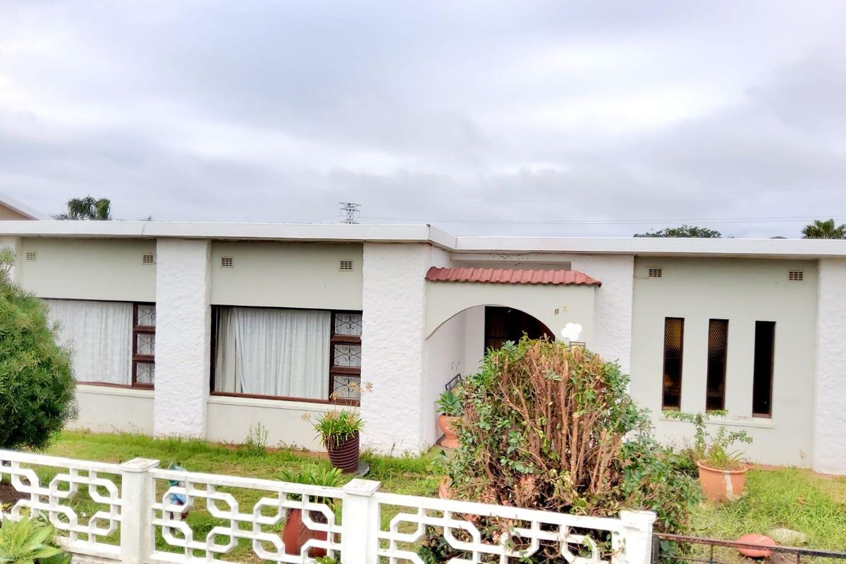 Welcome to your dream family-oriented home, with comfort and secure area - Photo 2