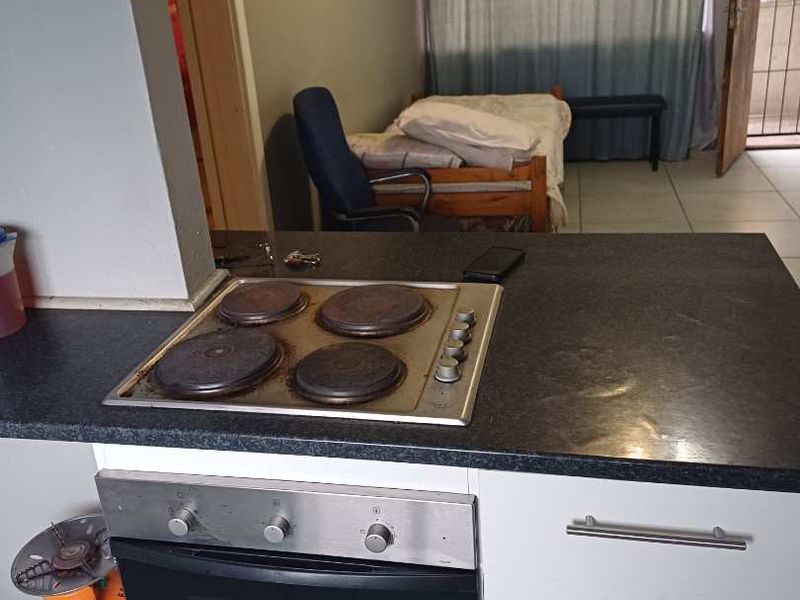 Neat apartment with some upgrades - Photo 3