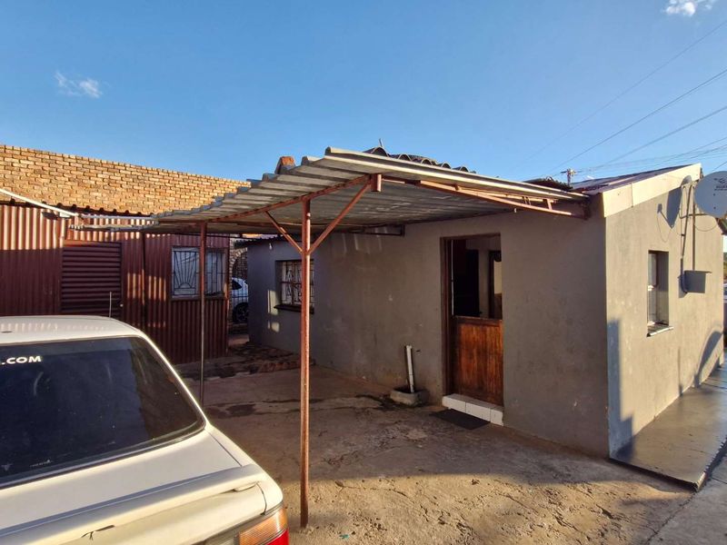 2 Bedroom house for sale in Mamelodi West. - Photo 9