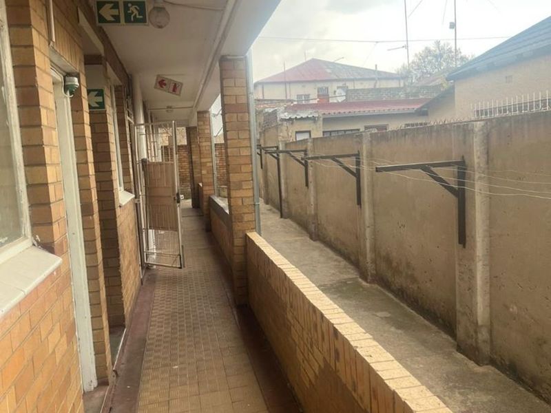 Commercial Property For Sale in Johannesburg. - Photo 10