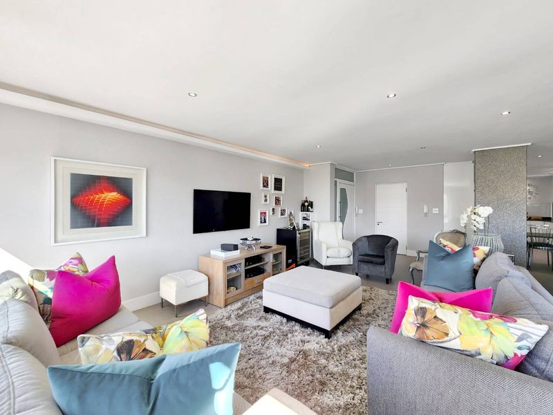 SPACIOUS AND SECURE COASTAL LIVING - Photo 2