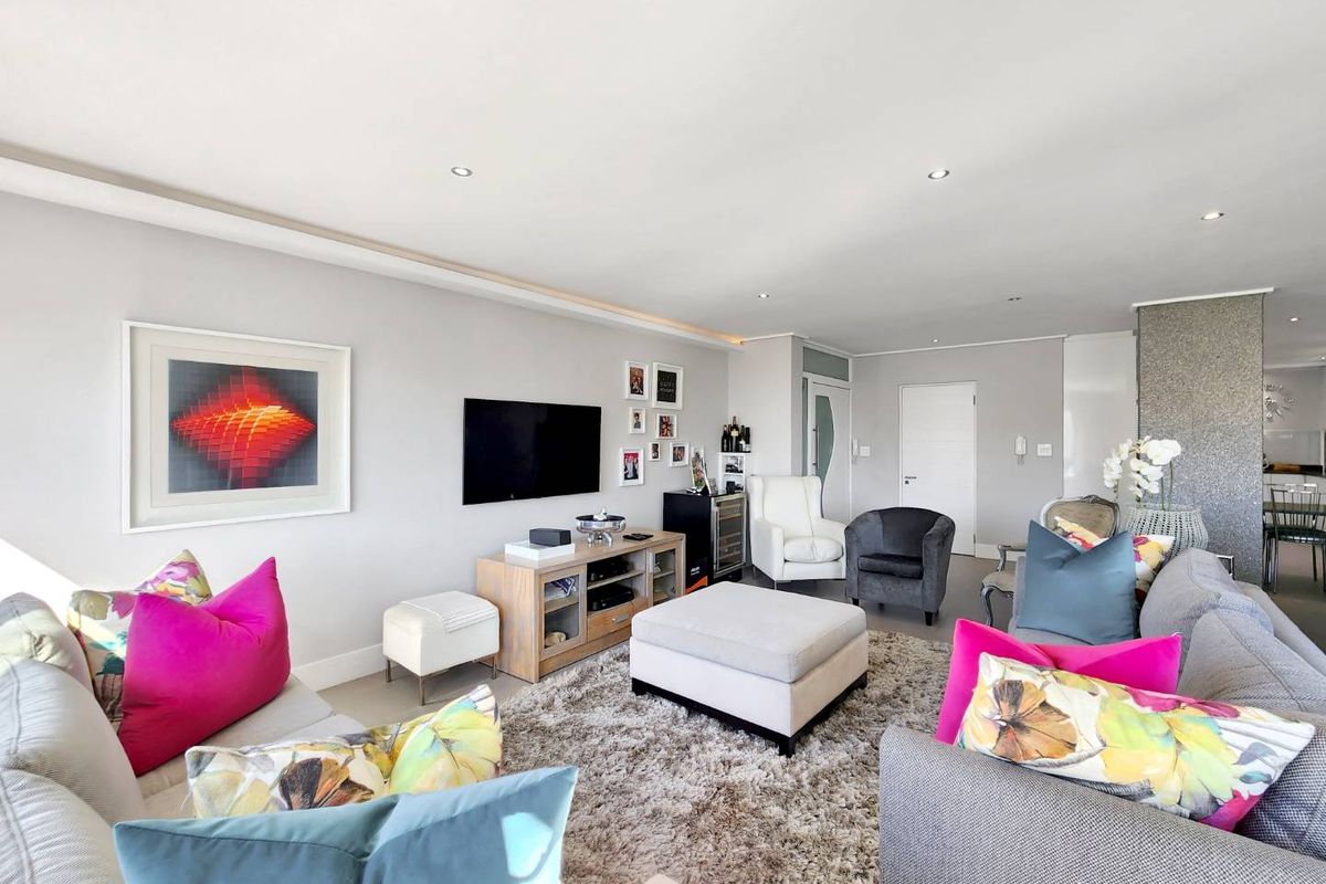 SPACIOUS AND SECURE COASTAL LIVING - Photo 2