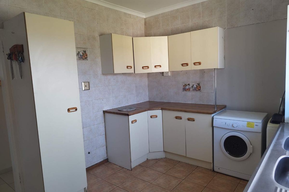 Investment Opportunity in Glencoe. - Photo 3