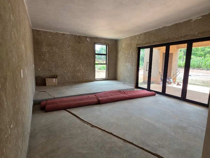 Urgent sale!Nearly completed home - Photo 3