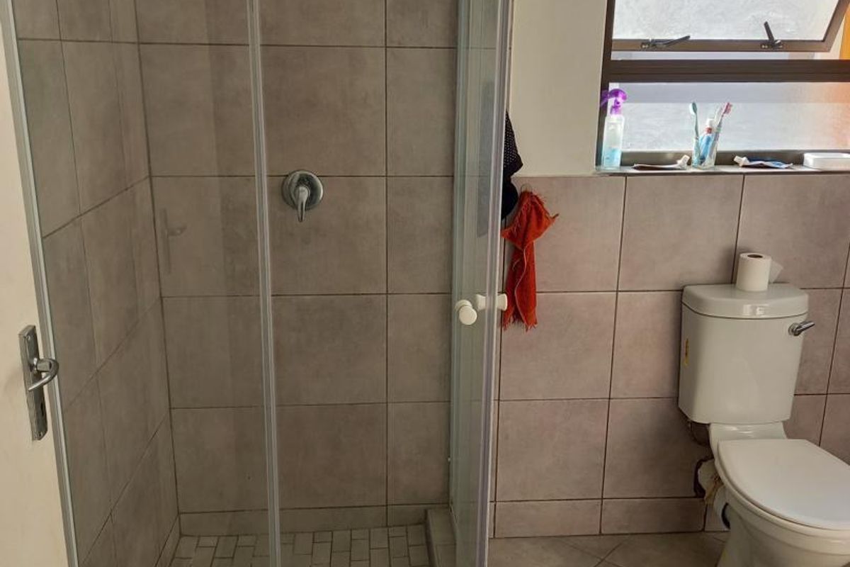 2 BEDROOM HOUSE FOR SALE IN ARANDIS - Photo 5
