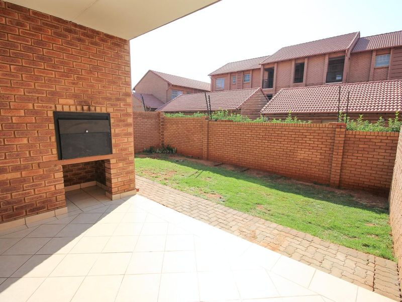 Loadshedding-Free Area! - Photo 8