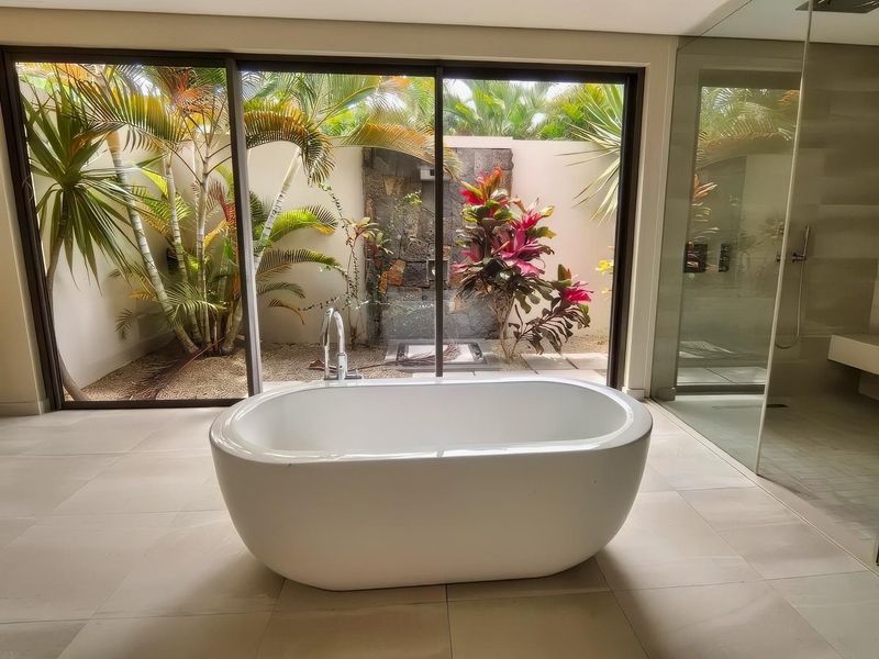 ANAHITA: A LUXURIOUS FIVE-BEDROOM GOLF COURSE VILLA WITH ENSUITE BATHROOMS - YOUR DREAM LIFESTYLE & A RENTAL YIELD AWAITS - Photo 8