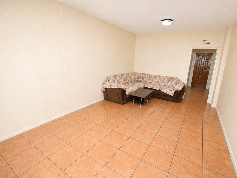 SECURE GROUND FLOOR UNIT - Photo 7