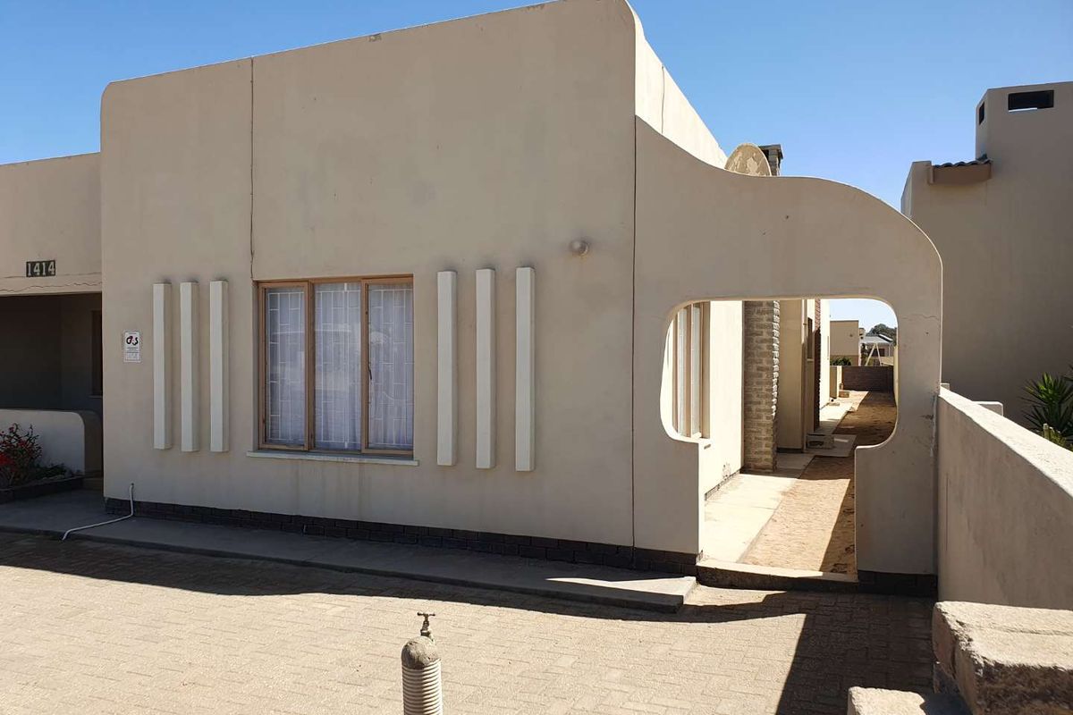 3 Easy steps, 1 sign the contract, 2 pay and 3 move in for your December holiday. - Photo 2