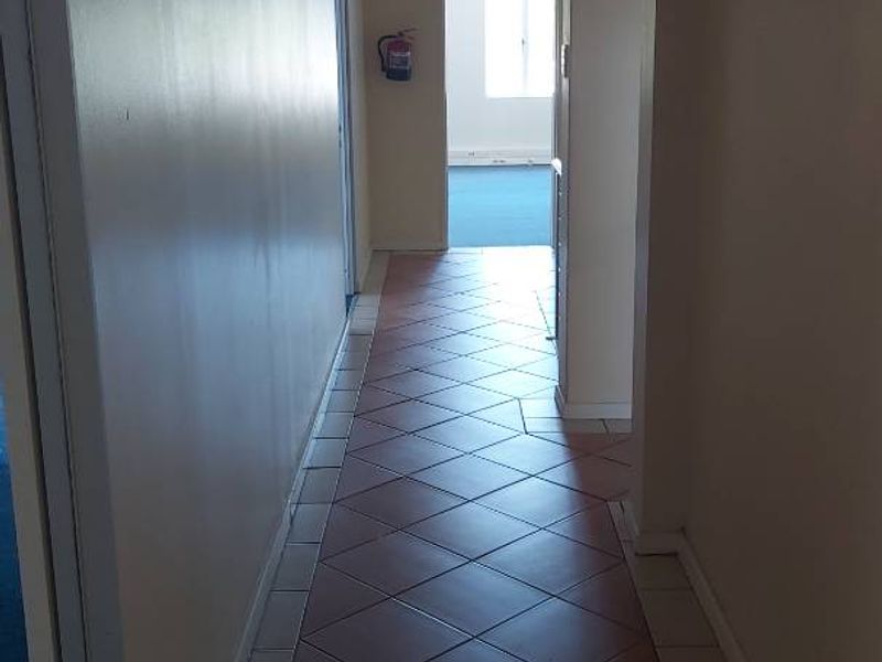 Offices to let in Newton Park. - Photo 8