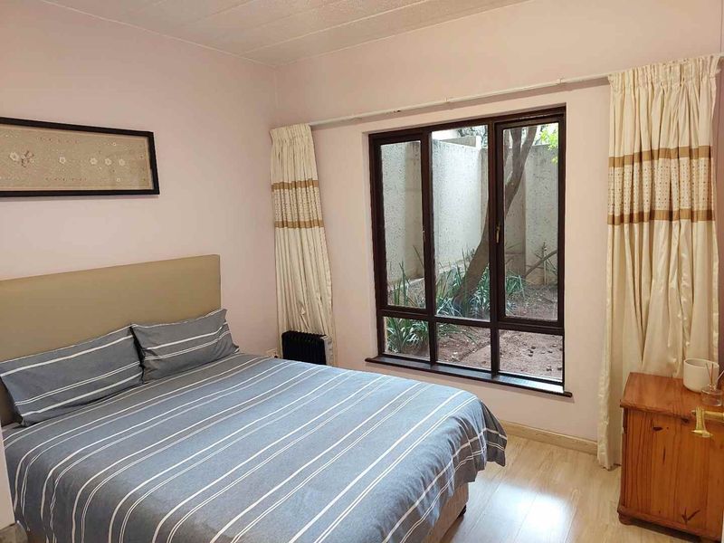 1 BEDROOM FURNISHED GARDEN APARTMENT TO RENT IN MELROSE ESTATE - Photo 4