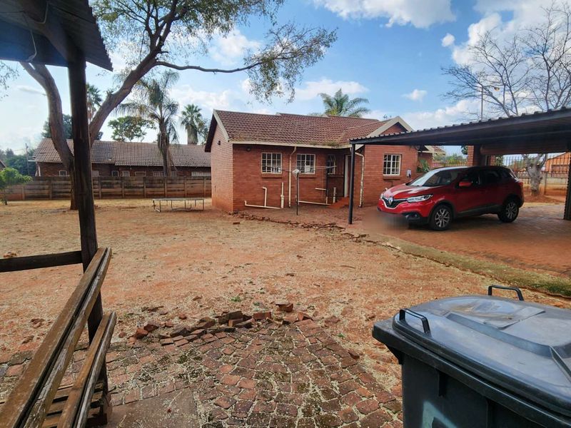 2 Bedroom House For Sale In The Orchards - Photo 3