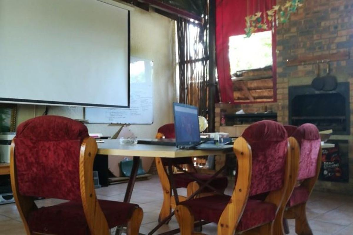 COTTAGE TO RENT NEAR DOUGLASDALE - Photo 5