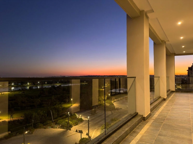 Luxury Lagoon Living in the Heart of Steyn City - Photo 8