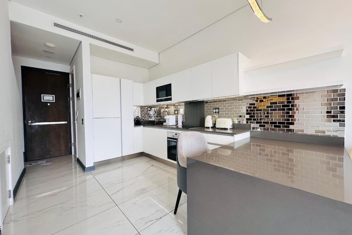 Exclusive Fully Furnished Apartment at The Leonardo - Photo 3