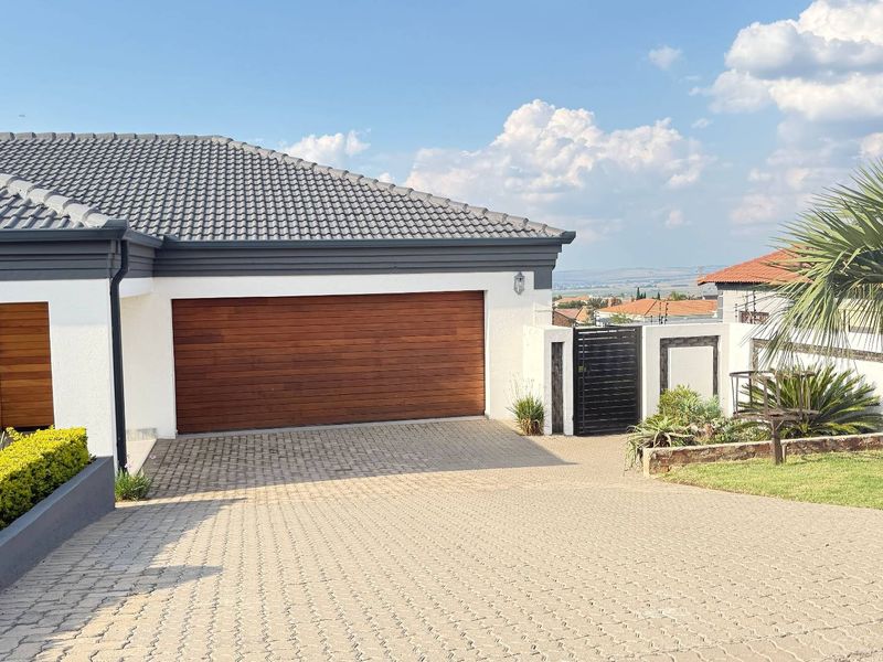 Single Storey Conventional - Photo 2