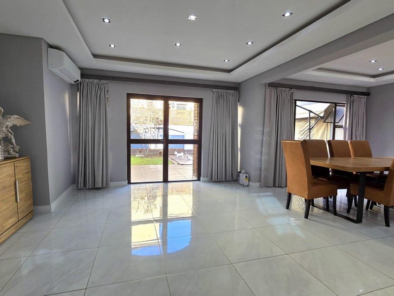 4 Bedroom House in Meyersdal For Rent - Photo 5